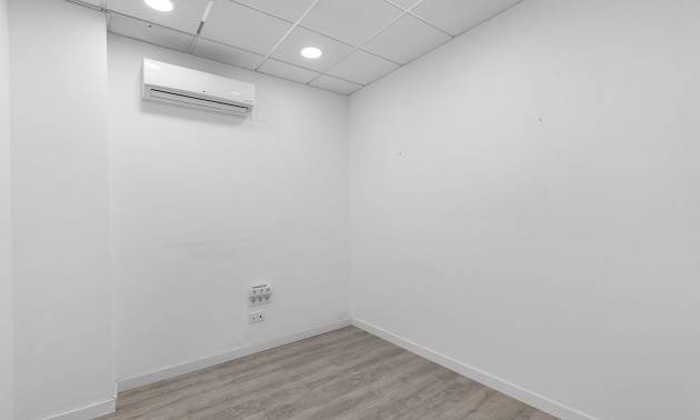 Venta - Comercial - Torrevieja - La Mata pueblo