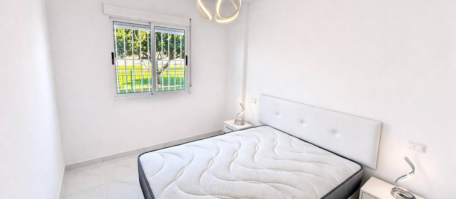 Sale - Apartment - Torrevieja - Parque de las Naciones