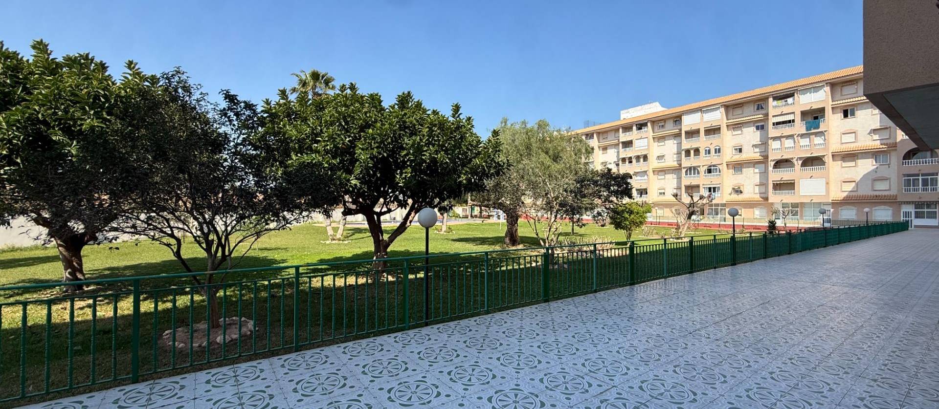 Sale - Apartment - Torrevieja - Parque de las Naciones