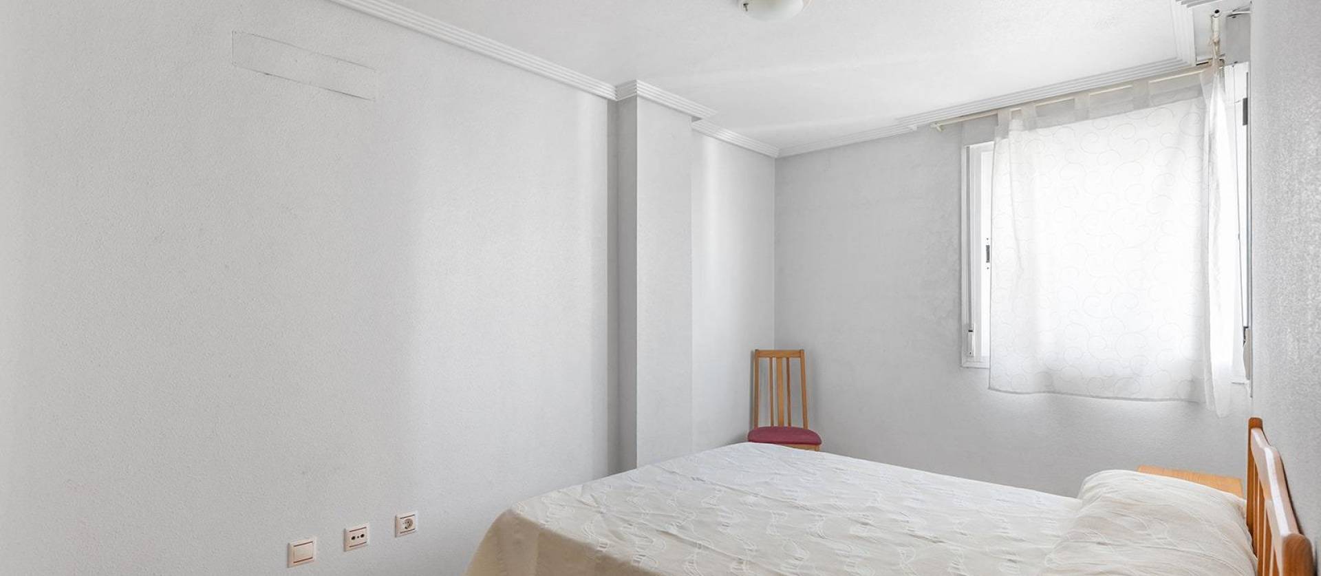 Sale - Apartment - Torrevieja - Centro