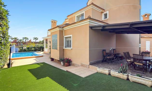 Bestaande woningen - Villa - Torrevieja - La Mata
