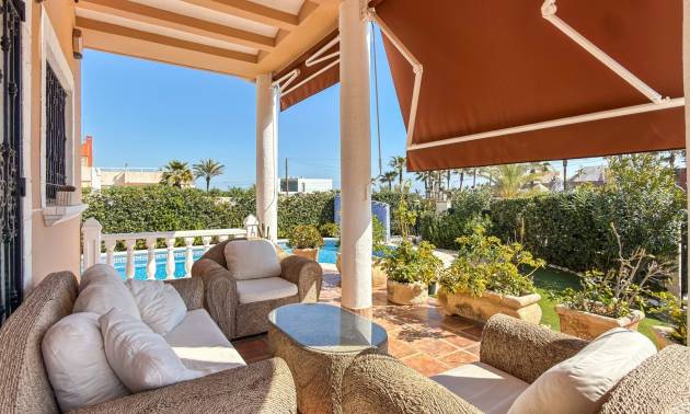 Bestaande woningen - Villa - Torrevieja - La Mata