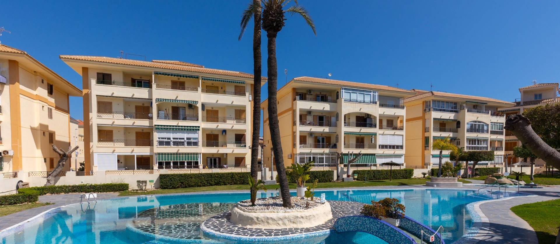 Venta - Apartment - Torrevieja - La Mata