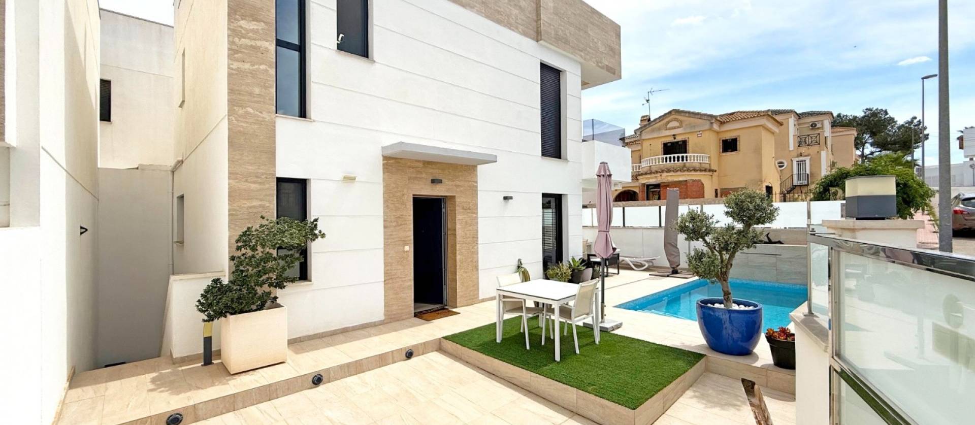 Bestaande woningen - Villa - Orihuela Costa - Villamartín