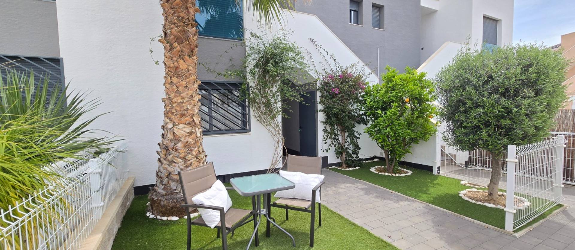 Sale - Apartment / Flat * - Orihuela Costa * - Punta Prima *