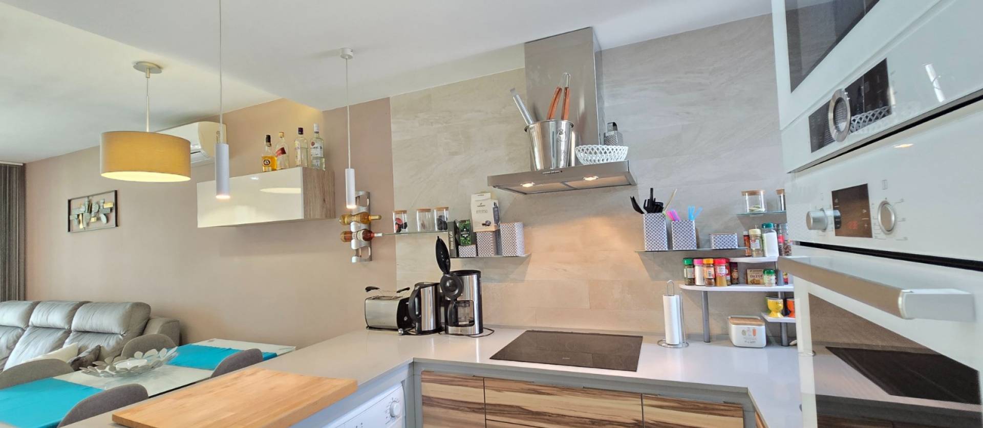 Sale - Apartment / Flat * - Orihuela Costa * - Punta Prima *