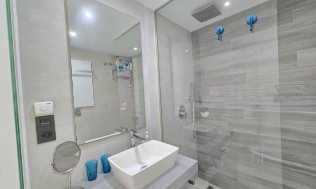 Sale - Apartment / Flat * - Orihuela Costa * - Punta Prima *