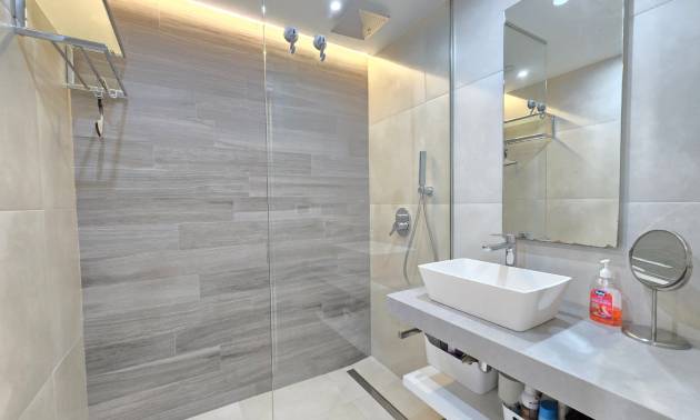 Sale - Apartment / Flat * - Orihuela Costa * - Punta Prima *