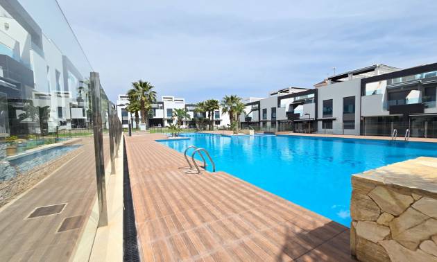 Sale - Apartment / Flat * - Orihuela Costa * - Punta Prima *