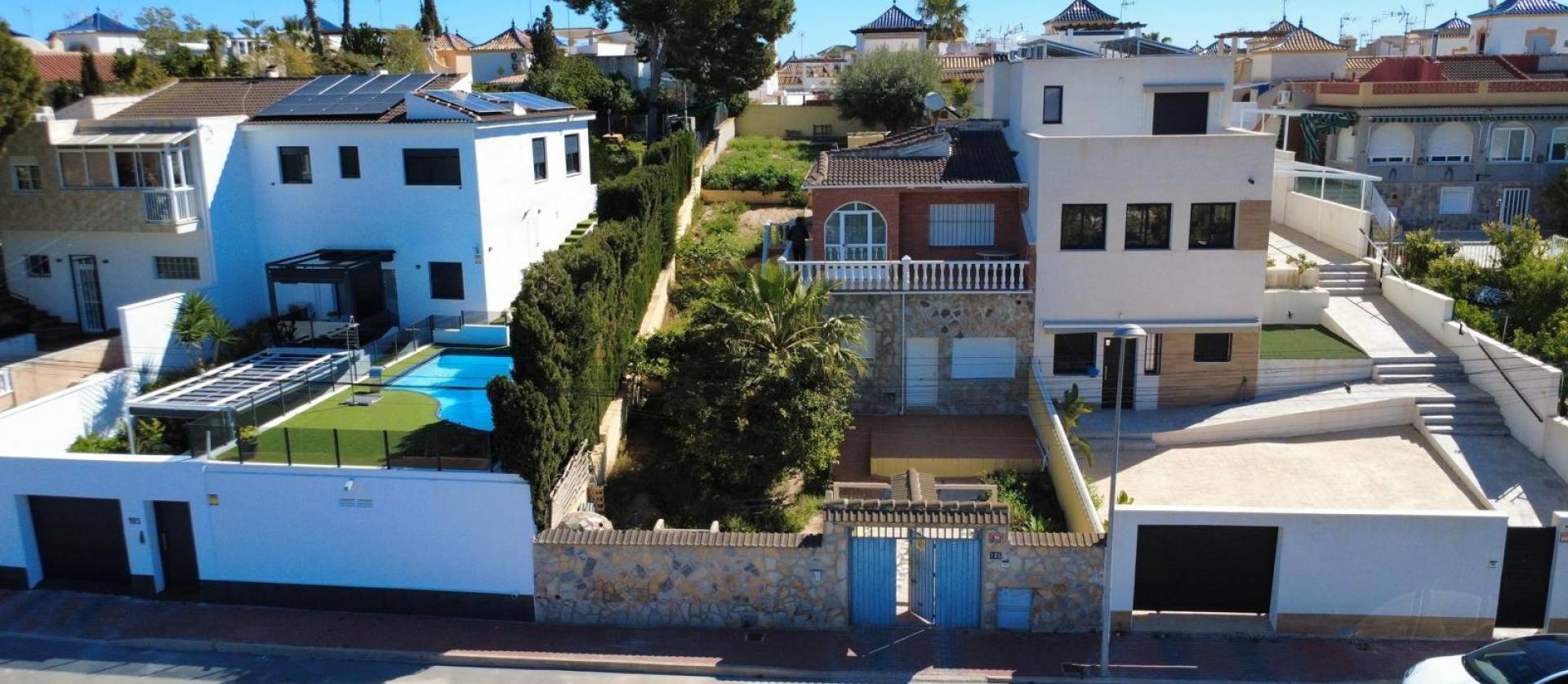 Sale - Villa - Torrevieja - Los balcones