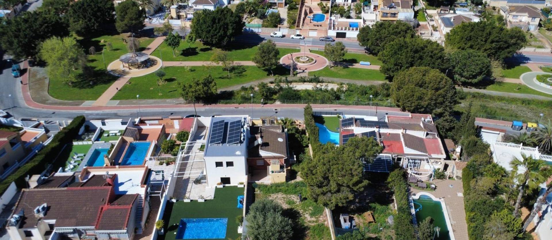 Sale - Villa - Torrevieja - Los balcones