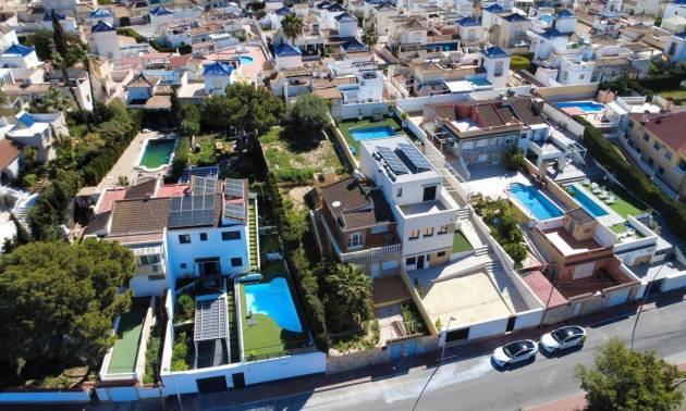Sale - Villa - Torrevieja - Los balcones