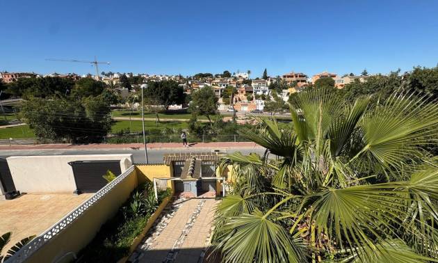 Sale - Villa - Torrevieja - Los balcones