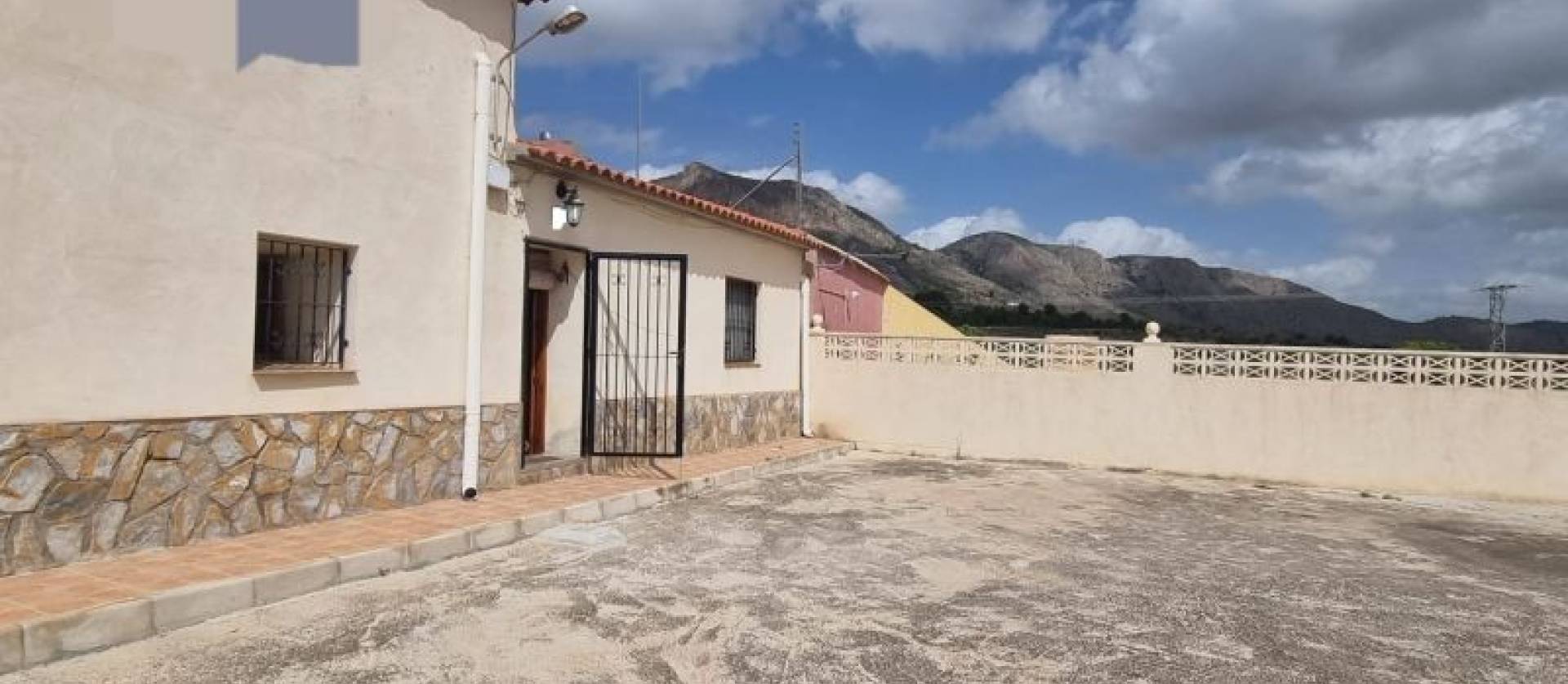 Sale - Country House - Hondón de las Nieves