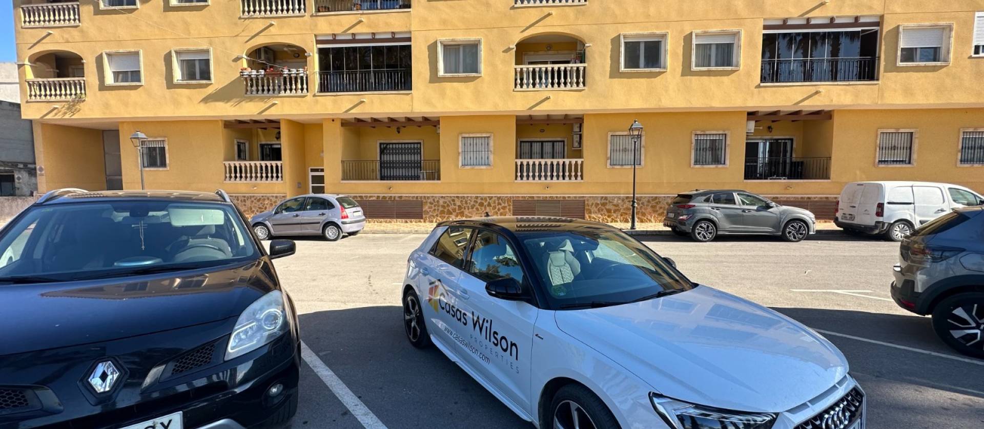 Sale - Apartment - Jacarilla