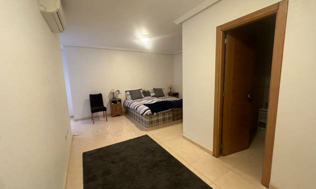 Sale - Apartment - Jacarilla