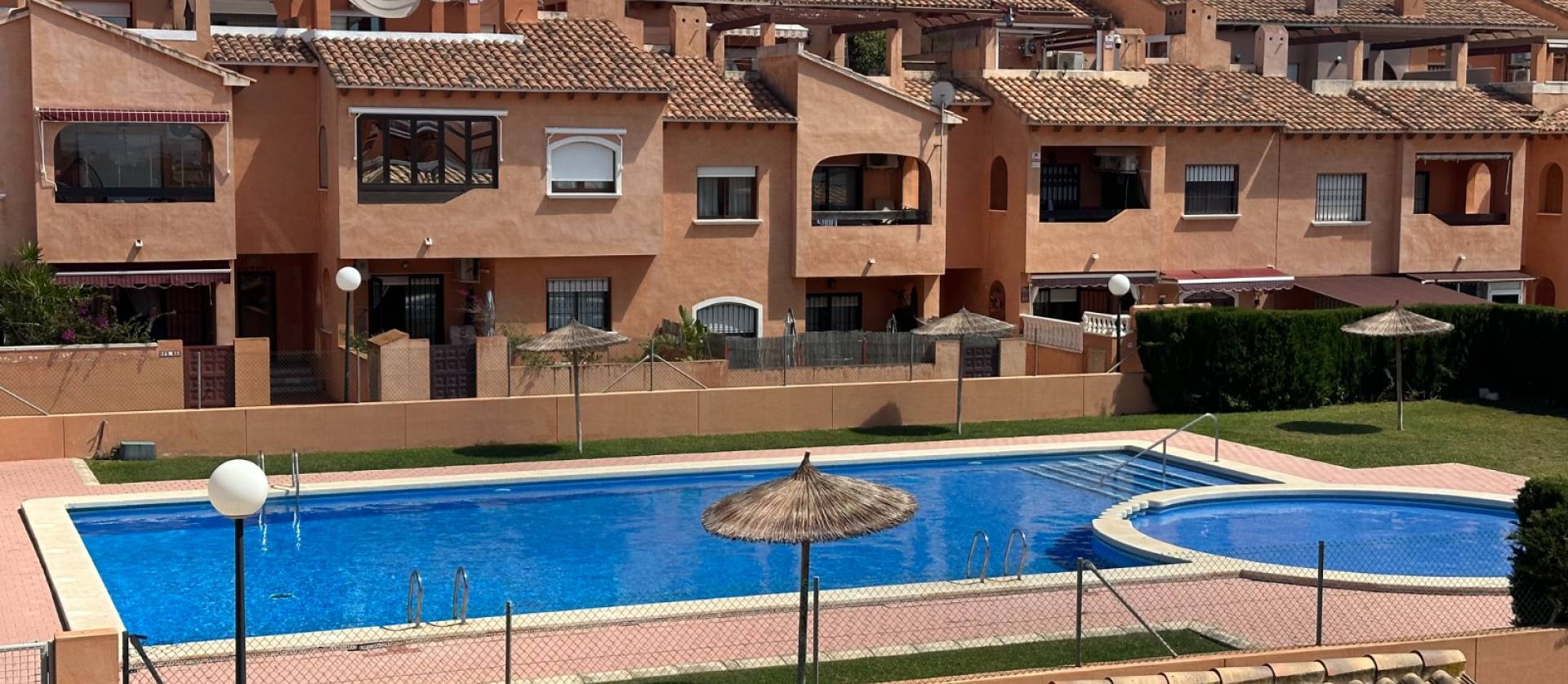 Sale - Apartment - Torrevieja - Aguas Nuevas