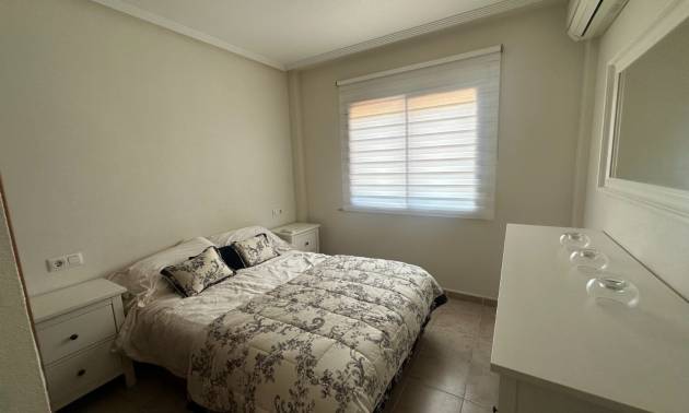 Sale - Apartment - Torrevieja - Aguas Nuevas