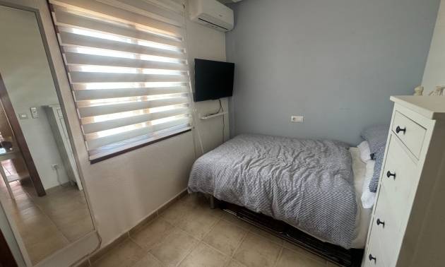 Sale - Apartment - Torrevieja - Aguas Nuevas