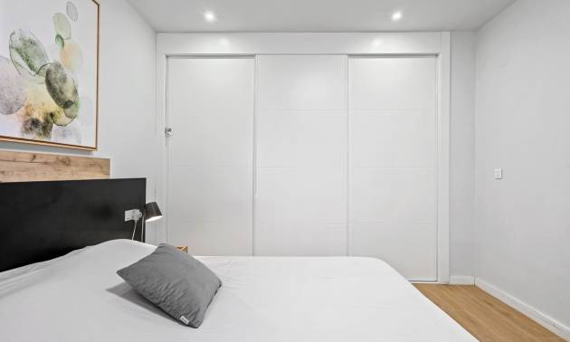 Sale - Apartments - Orihuela Costa - Villamartín