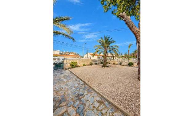 Venta - Villa - Torrevieja - Aguas Nuevas