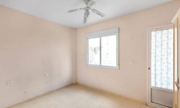 Sale - Apartment - Torrevieja - Centro - Muelle Pesquero