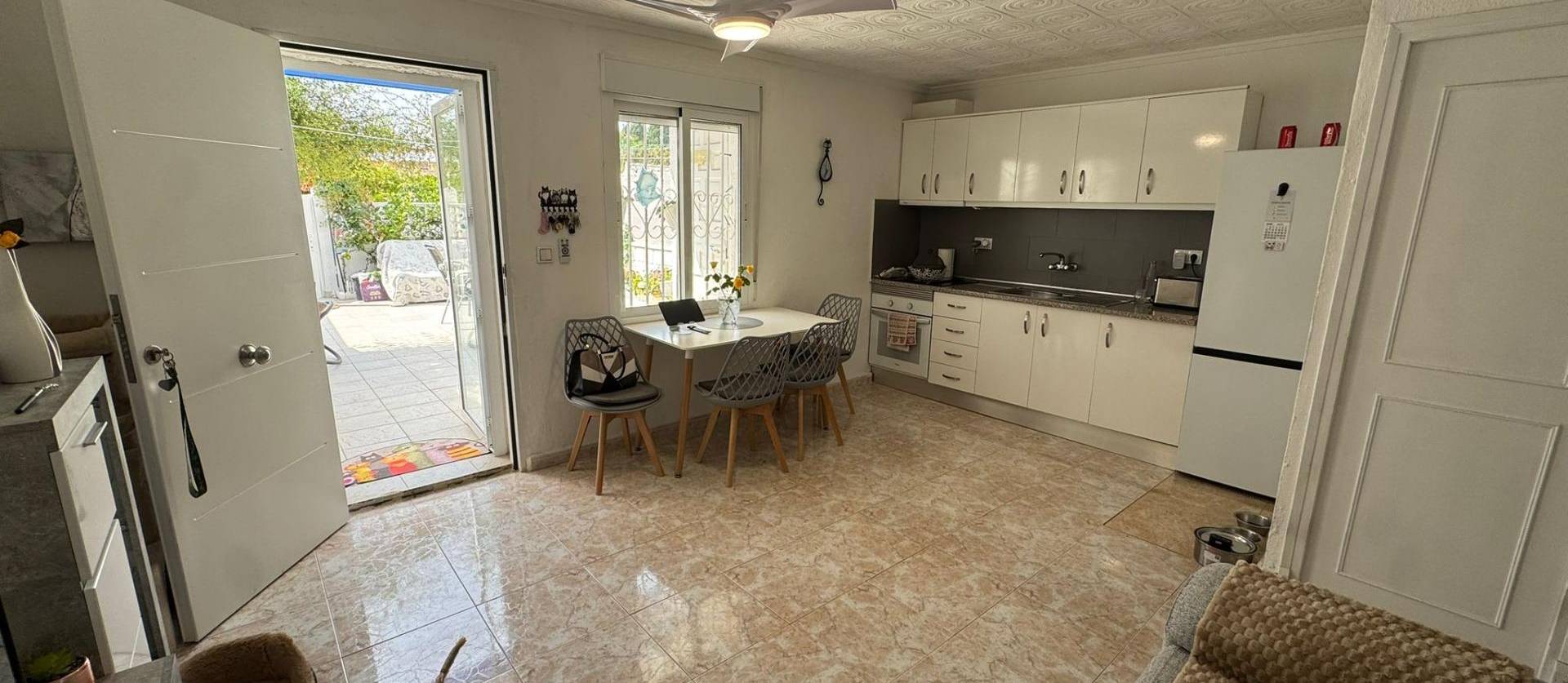 Sale - Bungalow - Torrevieja - La Siesta - El Salado - Torreta