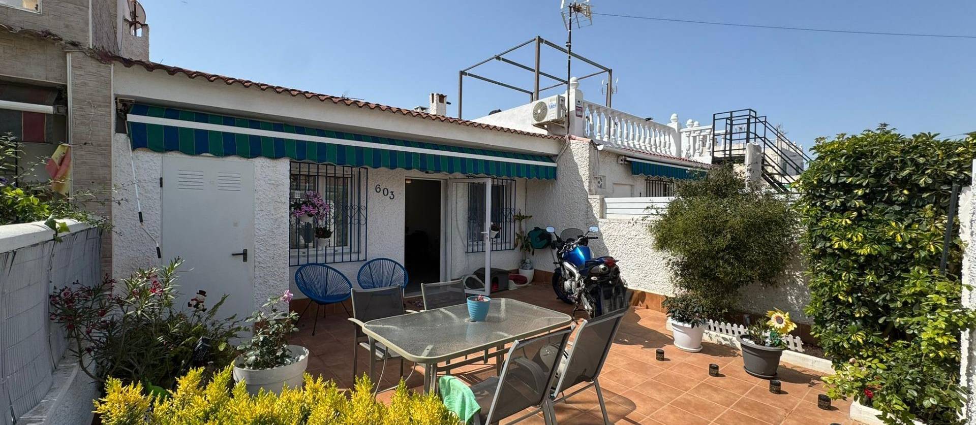 Sale - Bungalow - Torrevieja - La Siesta - El Salado - Torreta