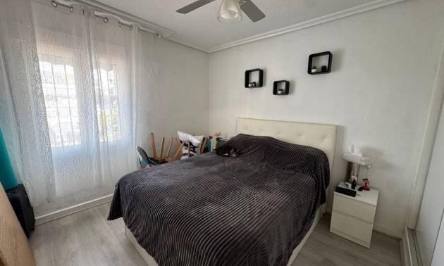 Sale - Bungalow - Torrevieja - La Siesta - El Salado - Torreta