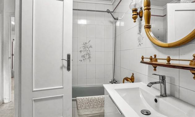 Venta - Apartment - Torrevieja - Playa de los Locos