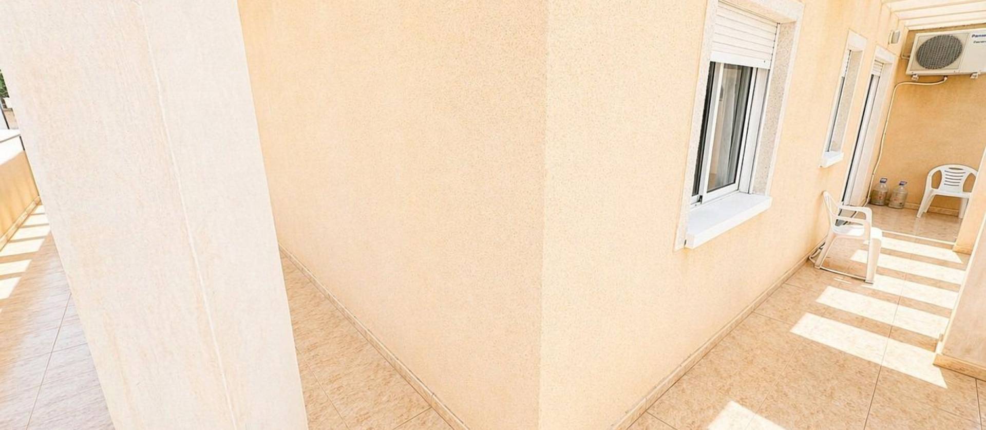 Sale - Apartment - Torrevieja - Centro