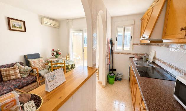 Sale - Apartment - Torrevieja - Centro