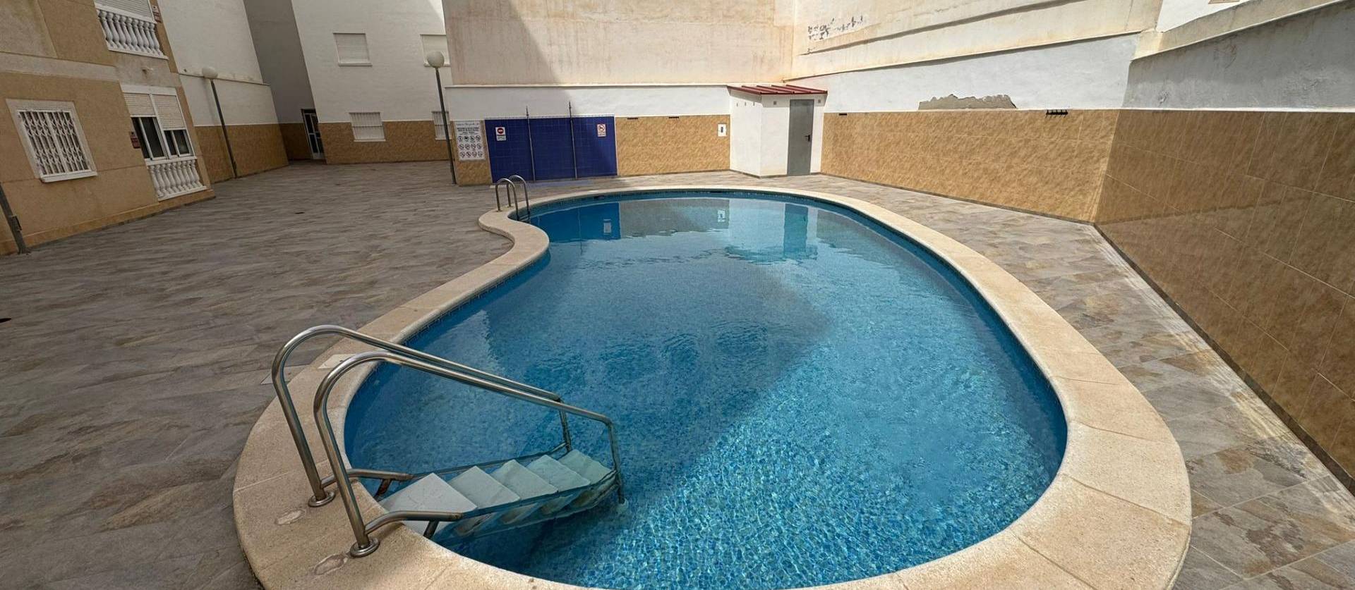 Sale - Apartment - Torrevieja - Centro