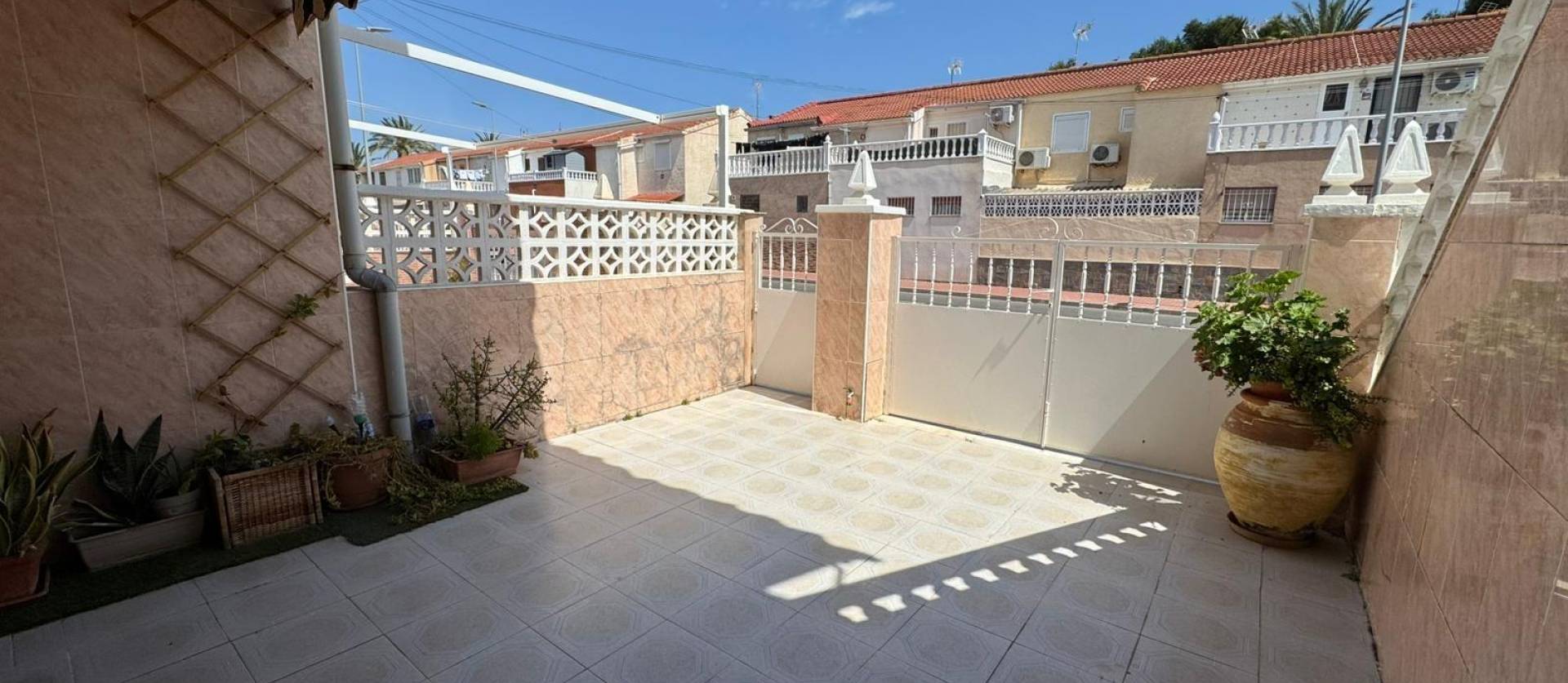 Venta - Bungalow - Torrevieja - Playa de los Naufragos