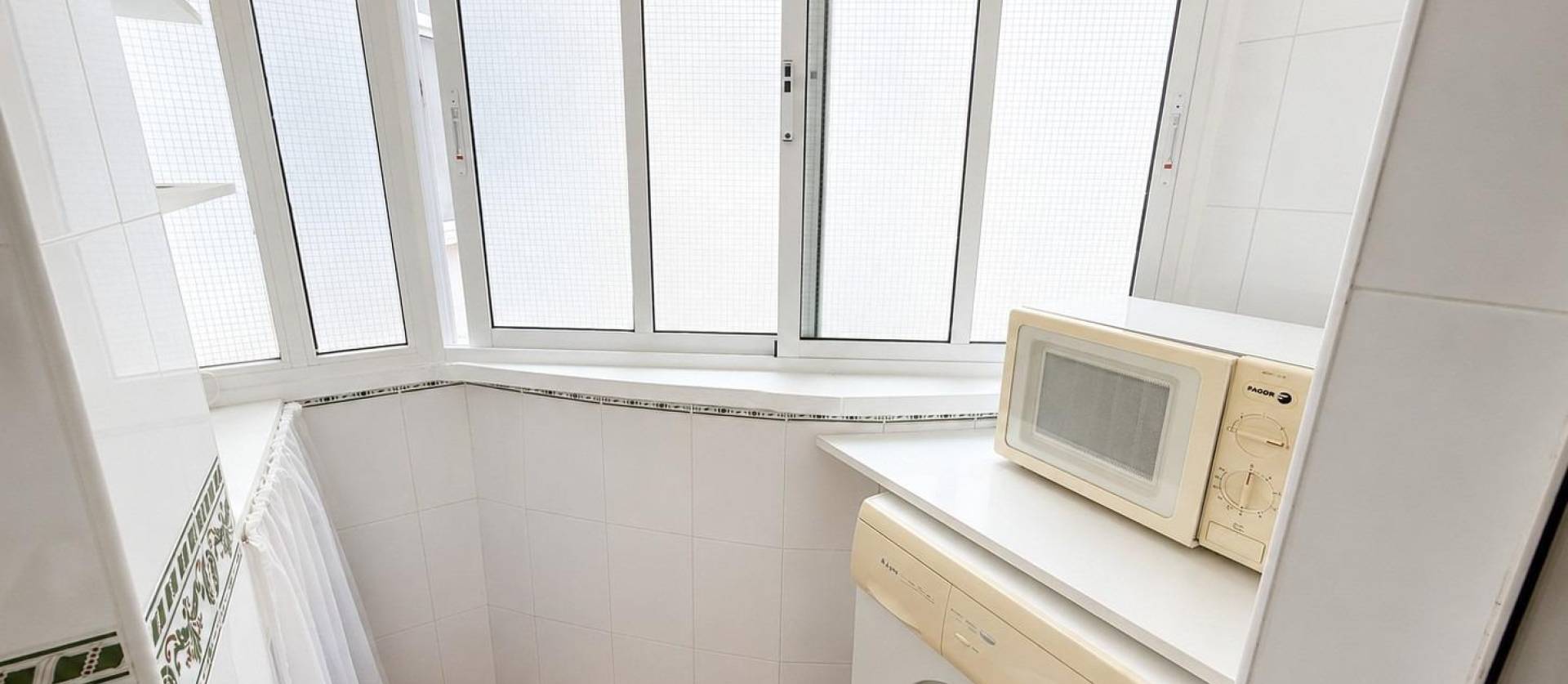 Venta - Apartment - Torrevieja - Estacion de autobuses