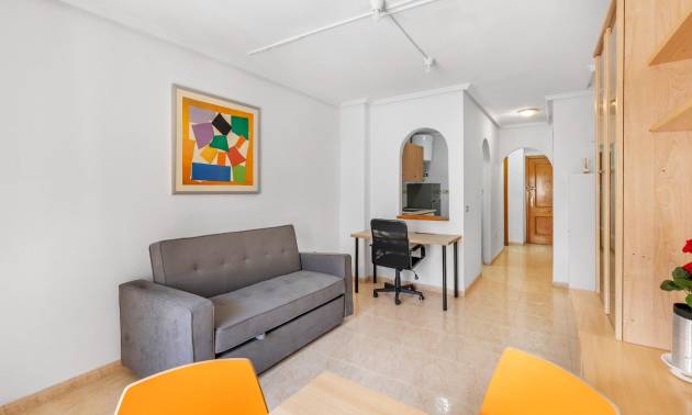Revente - Apartment - Torrevieja - Estacion de autobuses