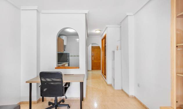 Revente - Apartment - Torrevieja - Estacion de autobuses