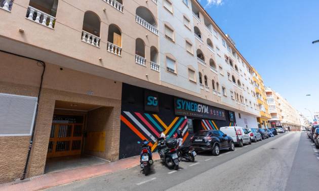 Revente - Apartment - Torrevieja - Estacion de autobuses