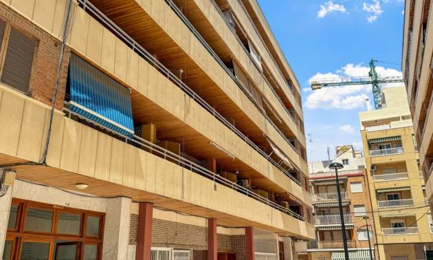 Bestaande woningen - Appartment - Torrevieja - El Acequión