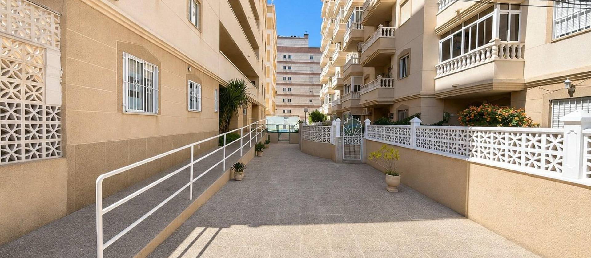 Sale - Apartment - Torrevieja - Nueva Torrevieja