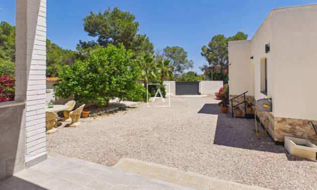 Sale - 4. House - Detached Villa - Pinar de Campoverde