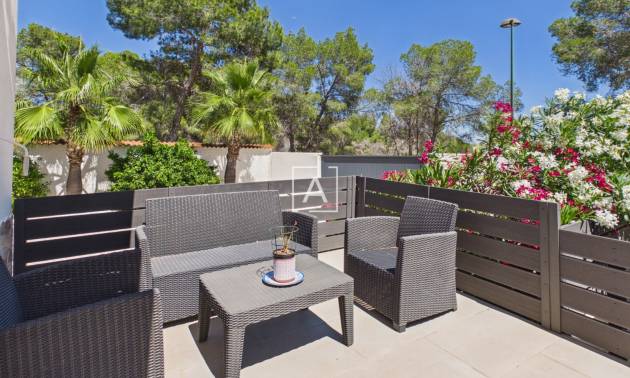Sale - 4. House - Detached Villa - Pinar de Campoverde