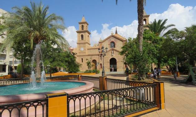 Nueva construcción  - Bungalow - Torrevieja - Lago Jardín II