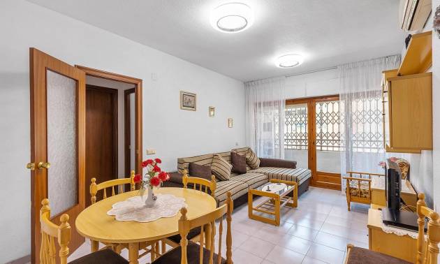Sale - Apartment - Torrevieja - Estacion de autobuses