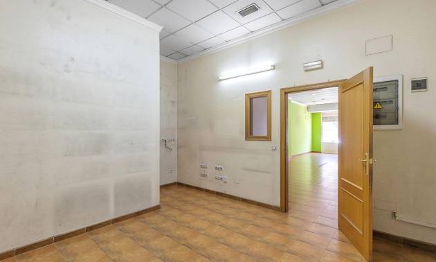 Venta - Comercial - Torrevieja - Centro