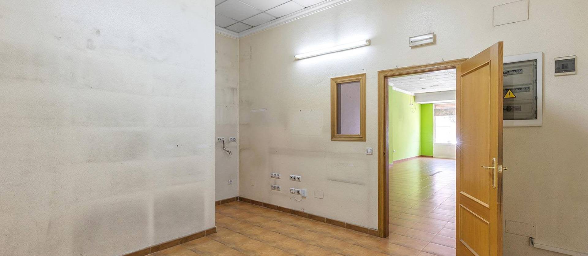 Venta - Comercial - Torrevieja - Centro