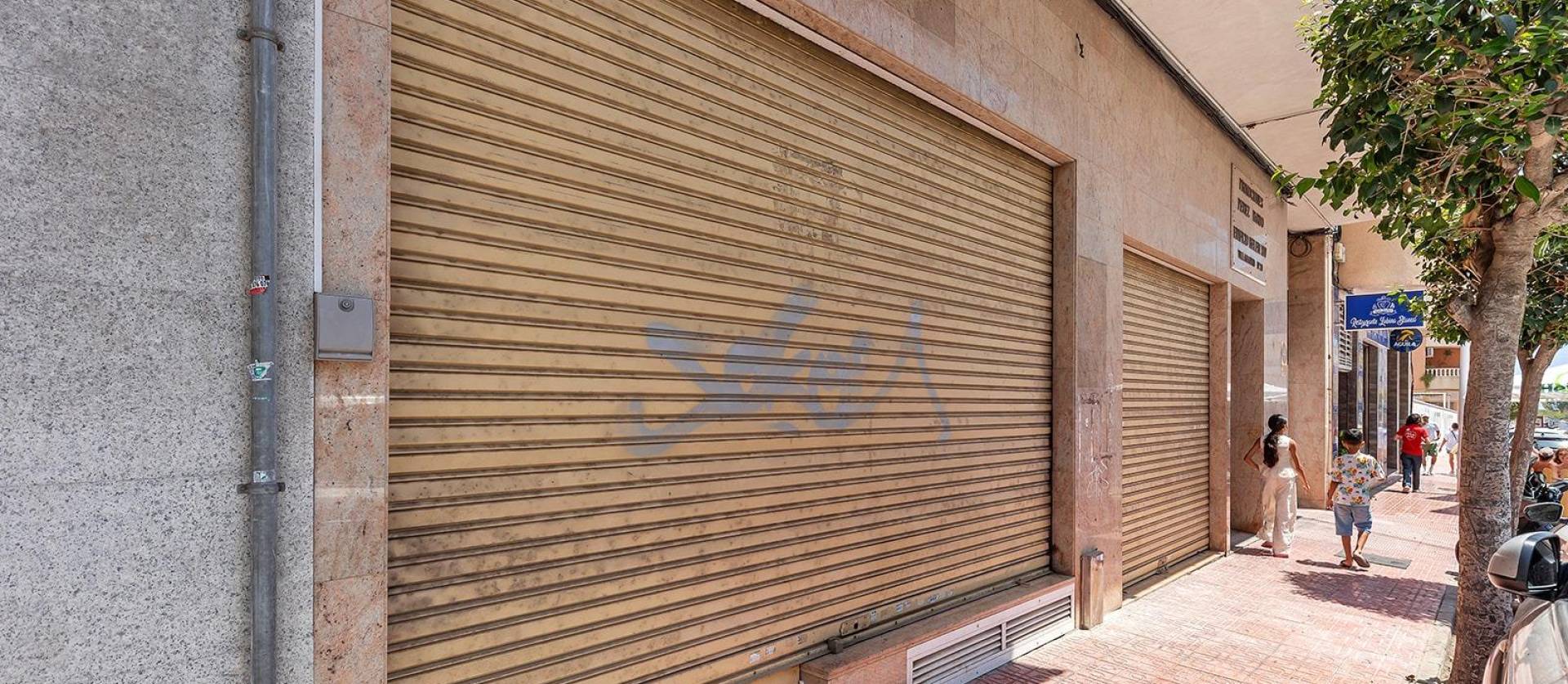 Venta - Comercial - Torrevieja - Centro