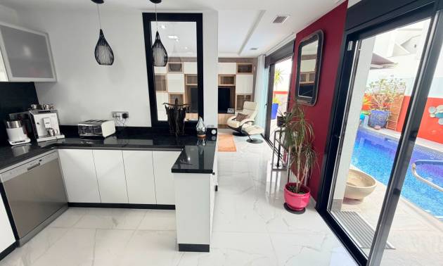 Venta -  - Los Montesinos - La Herrada