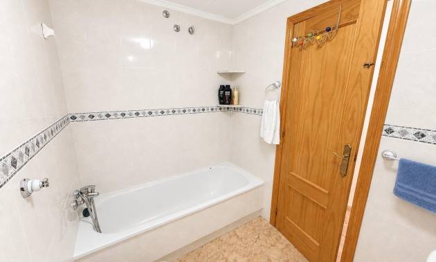 Bestaande woningen - Appartment - Torrevieja - Estacion de autobuses