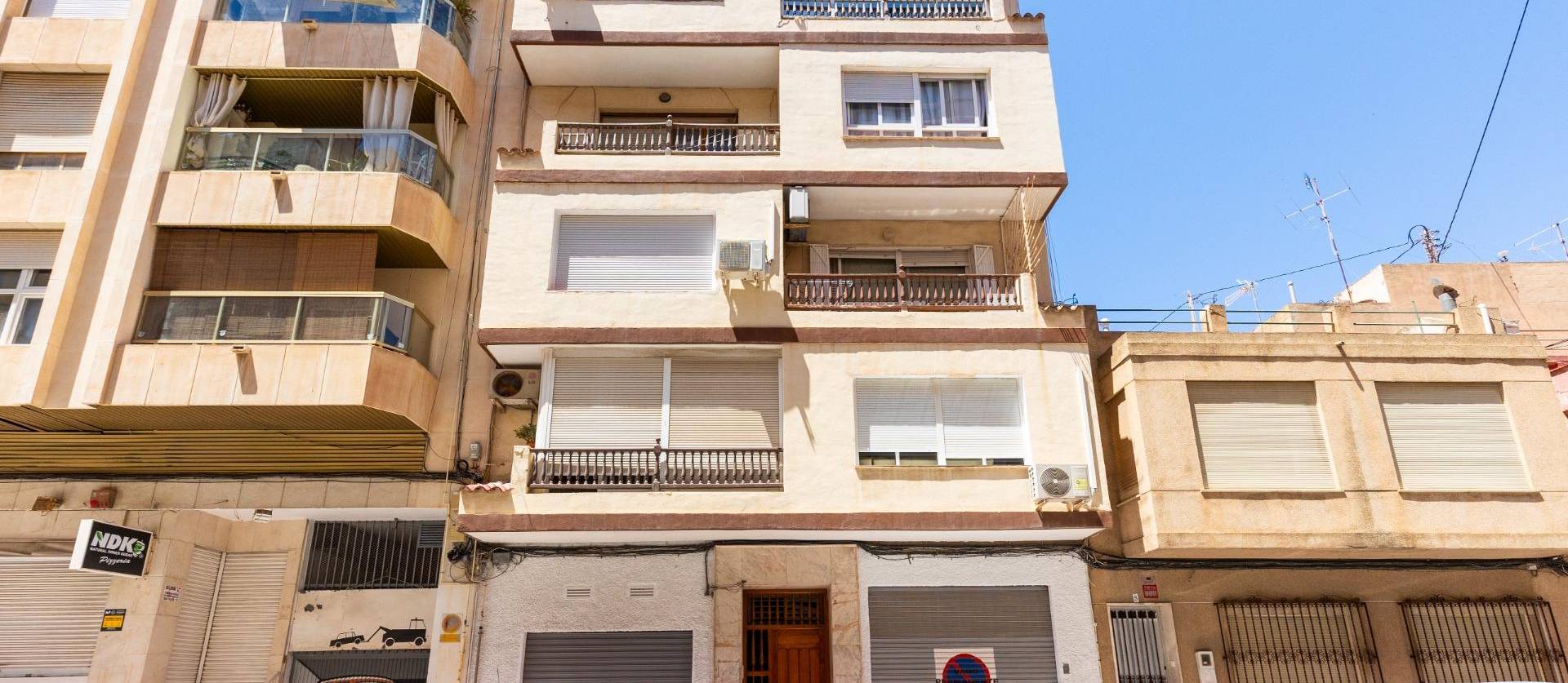 Venta - Apartment - Torrevieja - Puerto Deportivo
